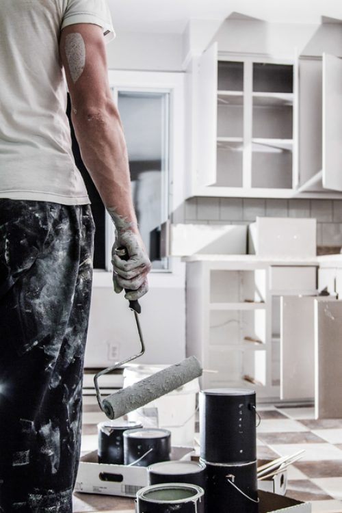 Mess,Of,All,Kind,Of,Painting,Equipment,In,The,Kitchen